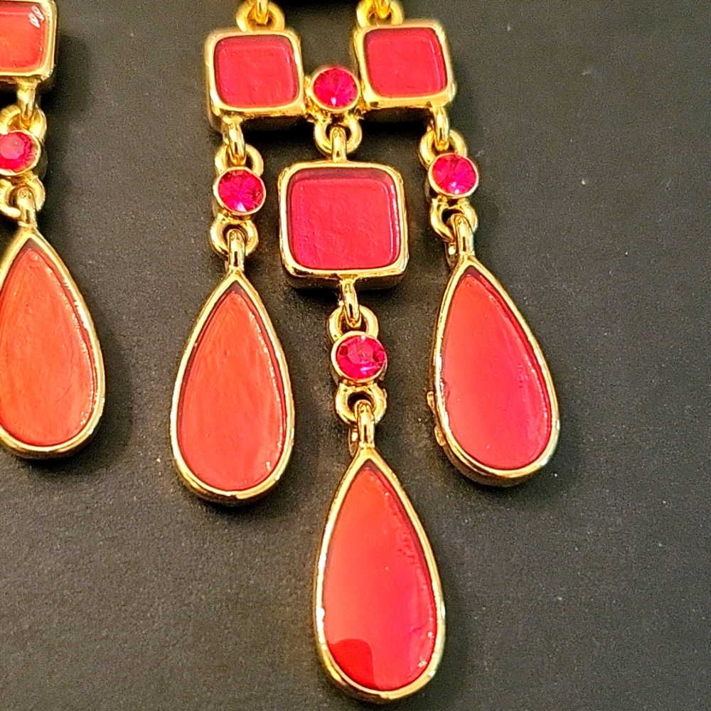 NEW Chandelier Earrings, Red & Gold, Enamel & Crystals, Le Chateau - Picture 5 of 9